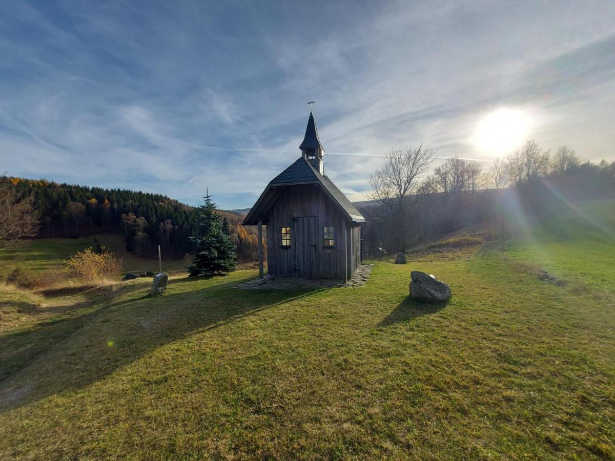 Ferienhaus Erzgebirge "An Der Trebe" Mit Kamin Und Sauna Нойхаузен Екстериор снимка